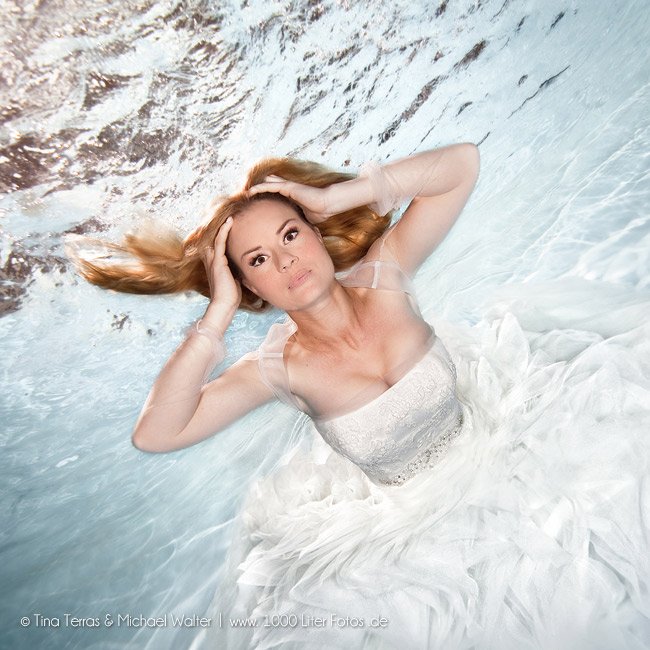 Hochzeitsfotograf Sylt, Hochzeitsfotos unter Wasser, Tina Terras & Michael Walter